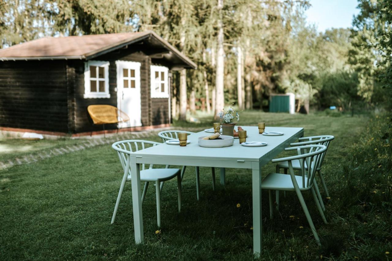 Wunderschoenes Chalet Mit Gaestehaus In Der Natur Mit Fass-Sauna Sangerhausen Bagian luar foto