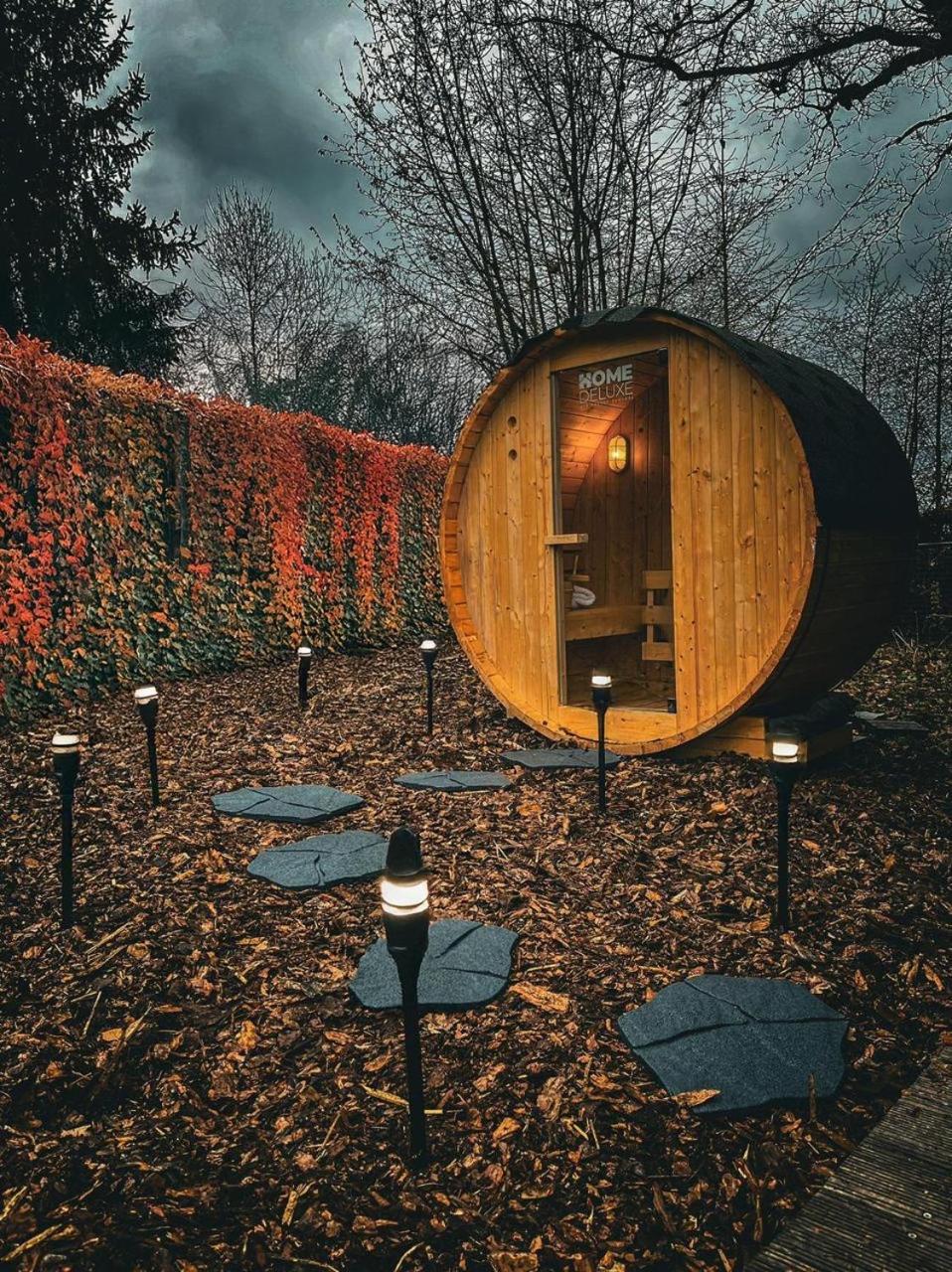 Wunderschoenes Chalet Mit Gaestehaus In Der Natur Mit Fass-Sauna Sangerhausen Bagian luar foto